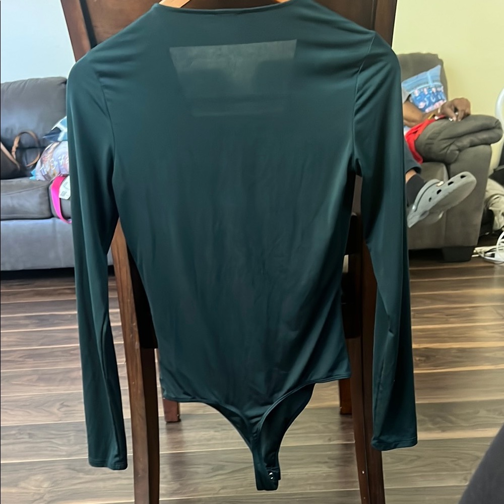 Express Green Asymmetrical Fitted Bodysuit - Picture 3 of 3